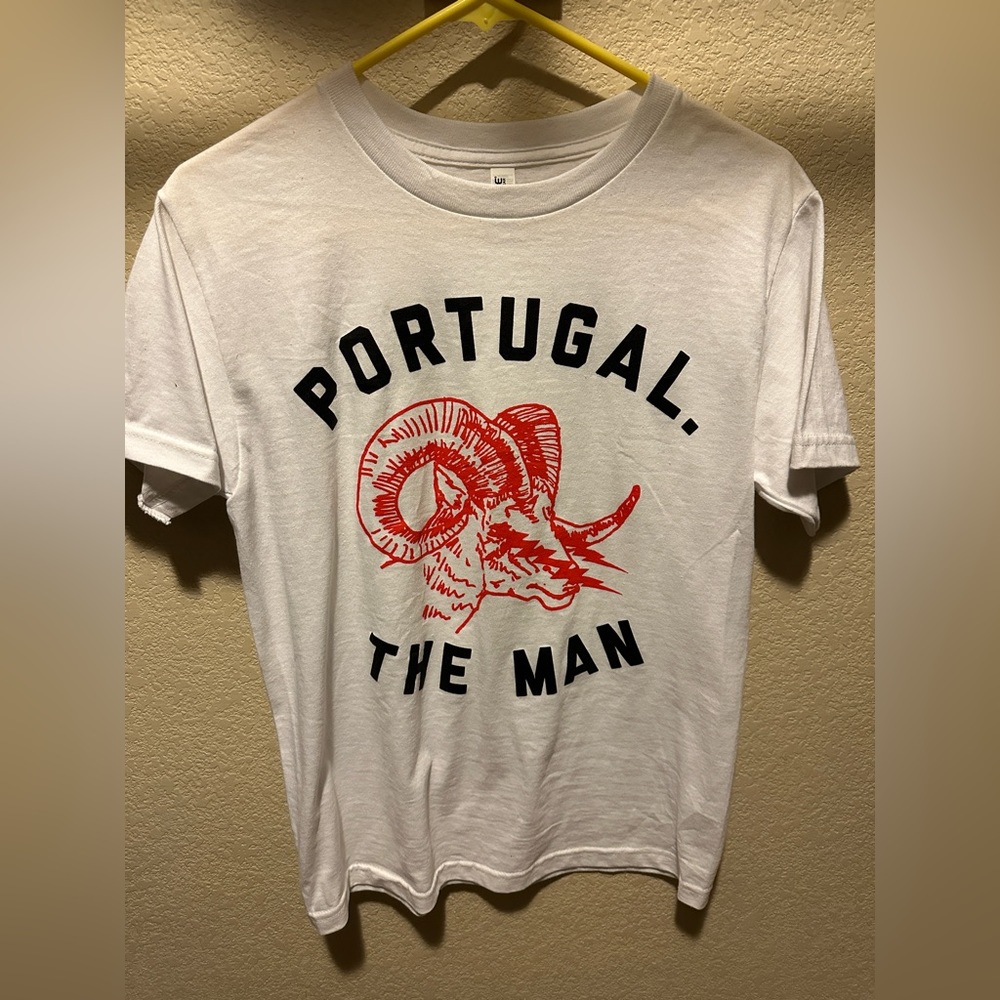 Unisex Portugal the man t-shirt